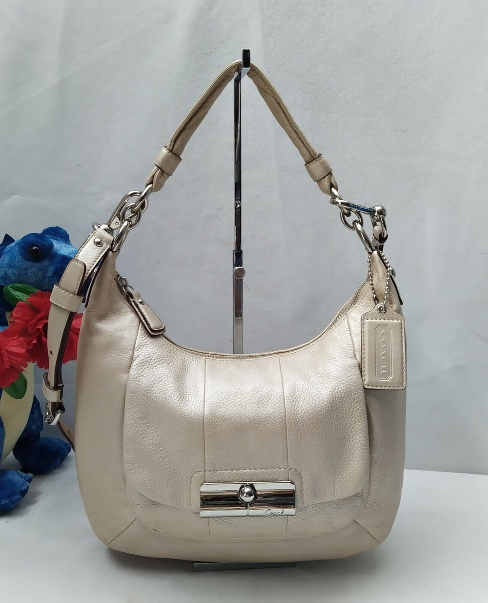 Coach Kristin Cream Beige Leather Front Pocket Zipper Crossbody Shoulder Bag